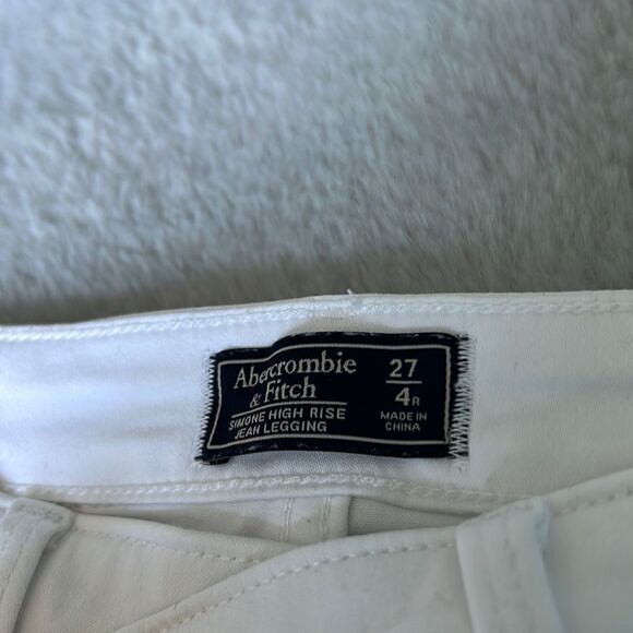 Abercrombie & Fitch White Jeans - Picture 6 of 8